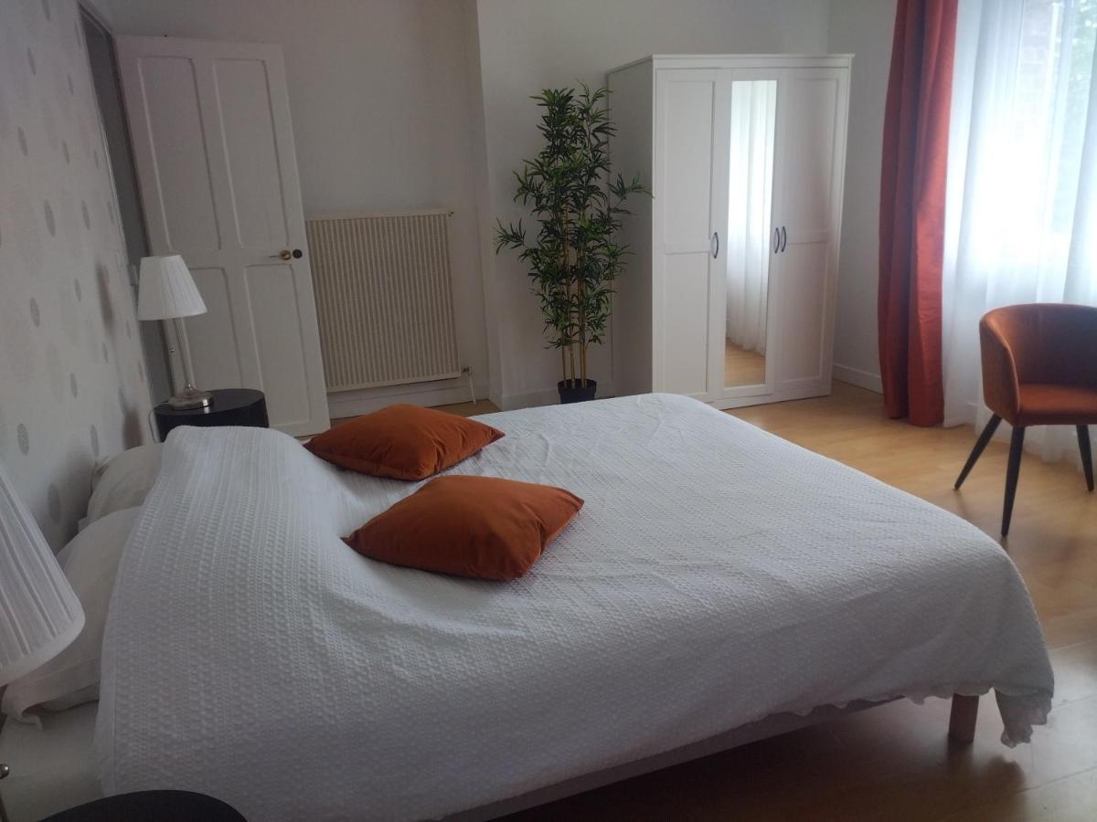 Chambre Au Manoir De L'Onde, Au Bord De L'Yonne, Pres De Sens Villeperrot ภายนอก รูปภาพ