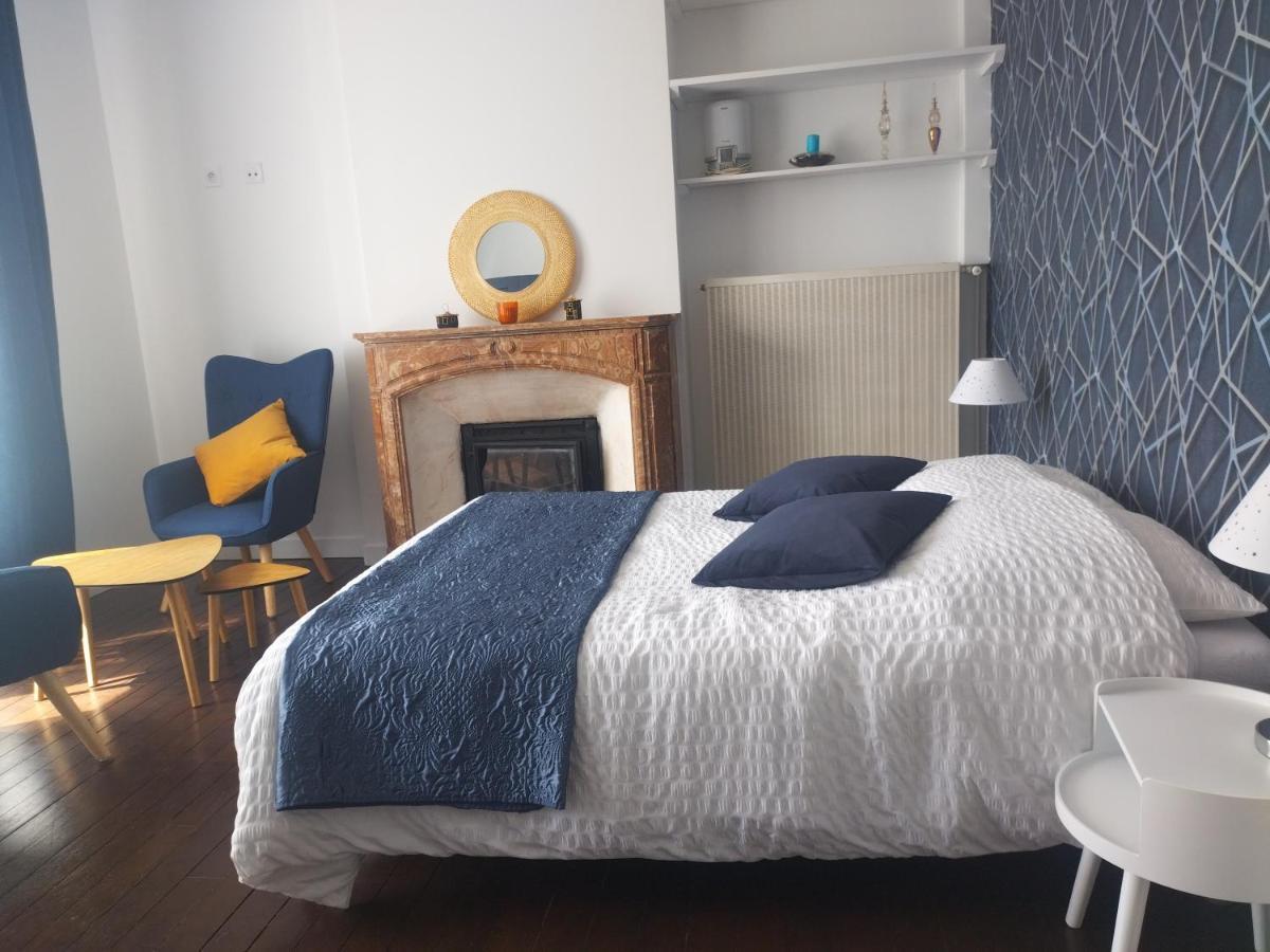 Chambre Au Manoir De L'Onde, Au Bord De L'Yonne, Pres De Sens Villeperrot ภายนอก รูปภาพ