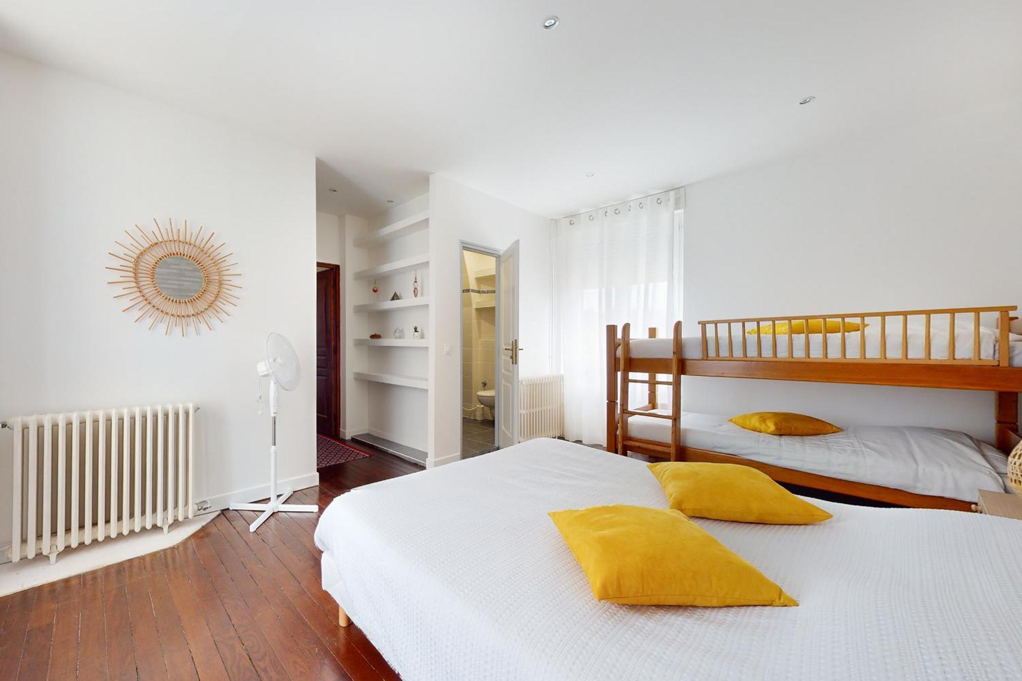 Chambre Au Manoir De L'Onde, Au Bord De L'Yonne, Pres De Sens Villeperrot ภายนอก รูปภาพ